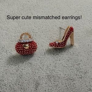 Super cute mismatched earrings!